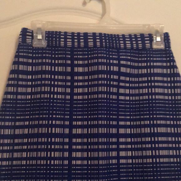 Banana republic. Ladies size 0 pencil skirt - Picture 3 of 9